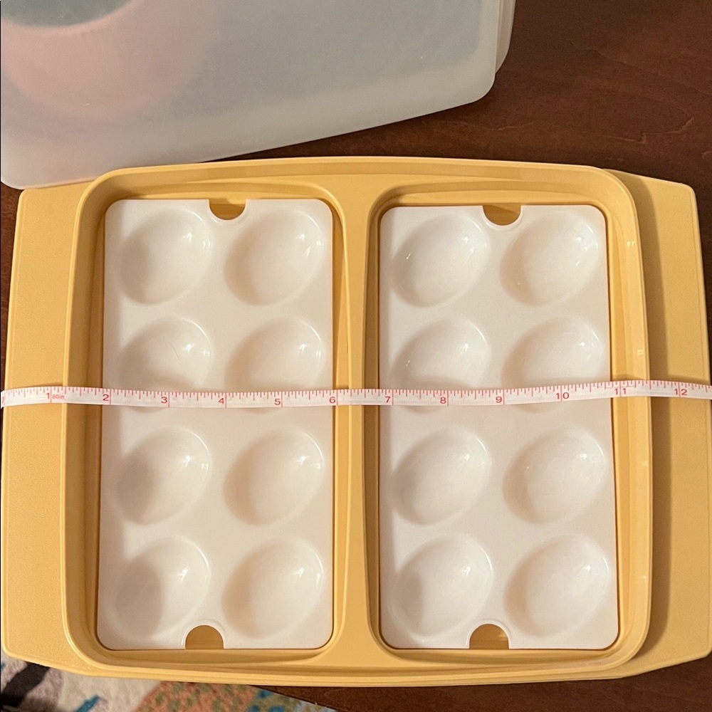 Yellow Tupperware deviled egg holder - Picture 2 of 3